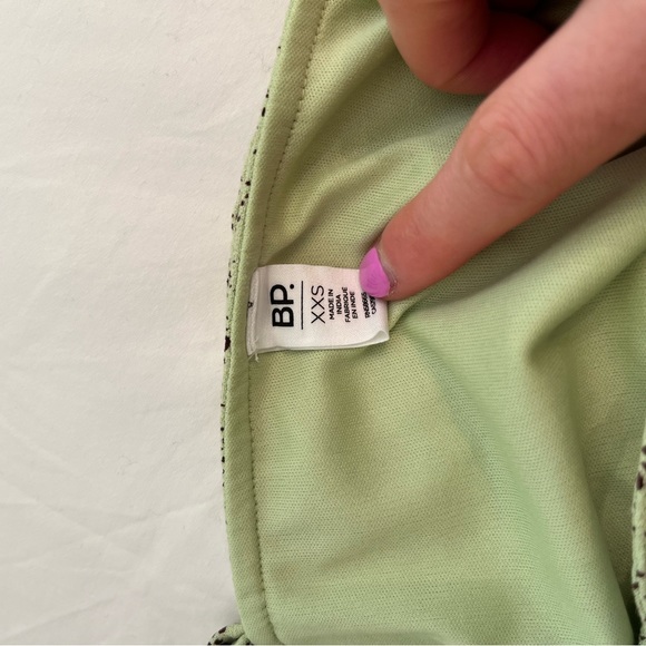 Paisley Pistachio Summer Dress - Picture 4 of 6